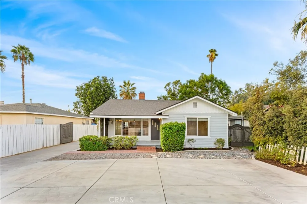 839 E Citrus Redlands, CA 92374