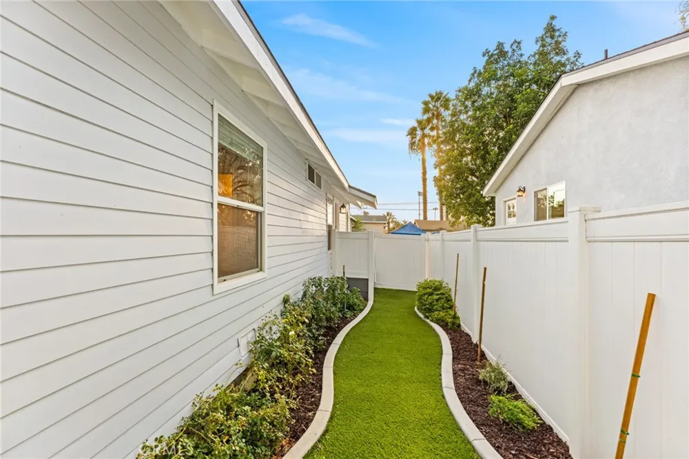 839 E Citrus Redlands, CA 92374
