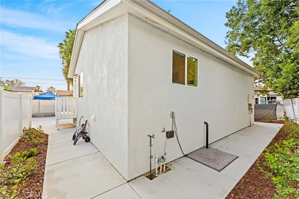 839 E Citrus Redlands, CA 92374