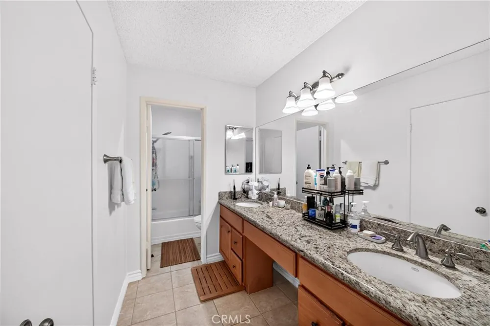 15902 Alta Vista Drive #H La Mirada, CA 90638