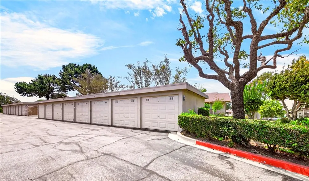 15902 Alta Vista Drive #H La Mirada, CA 90638