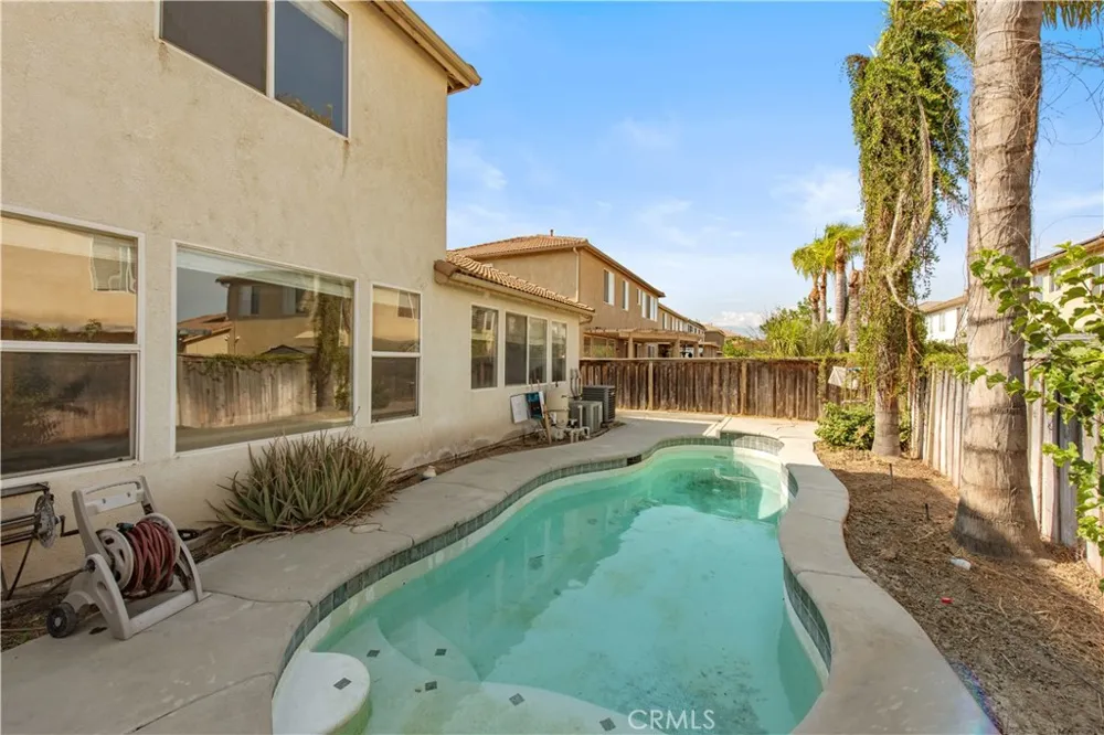 7182 Wild Lilac Court Eastvale, CA 92880