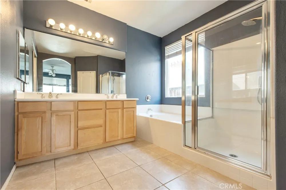 7182 Wild Lilac Court Eastvale, CA 92880