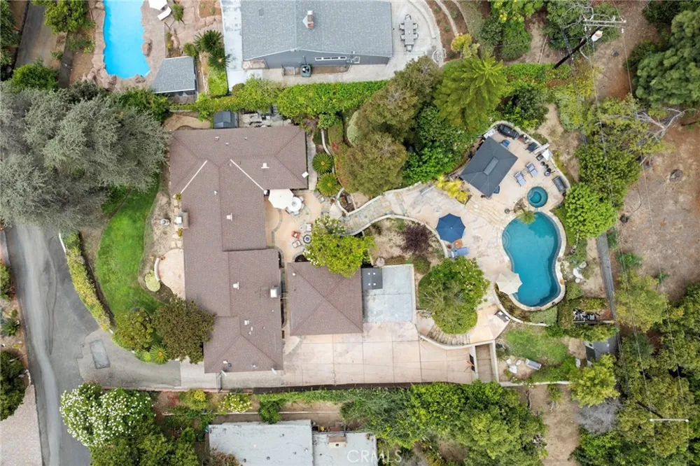 8470 Via Sierra Ramal Avenue Whittier, CA 90605