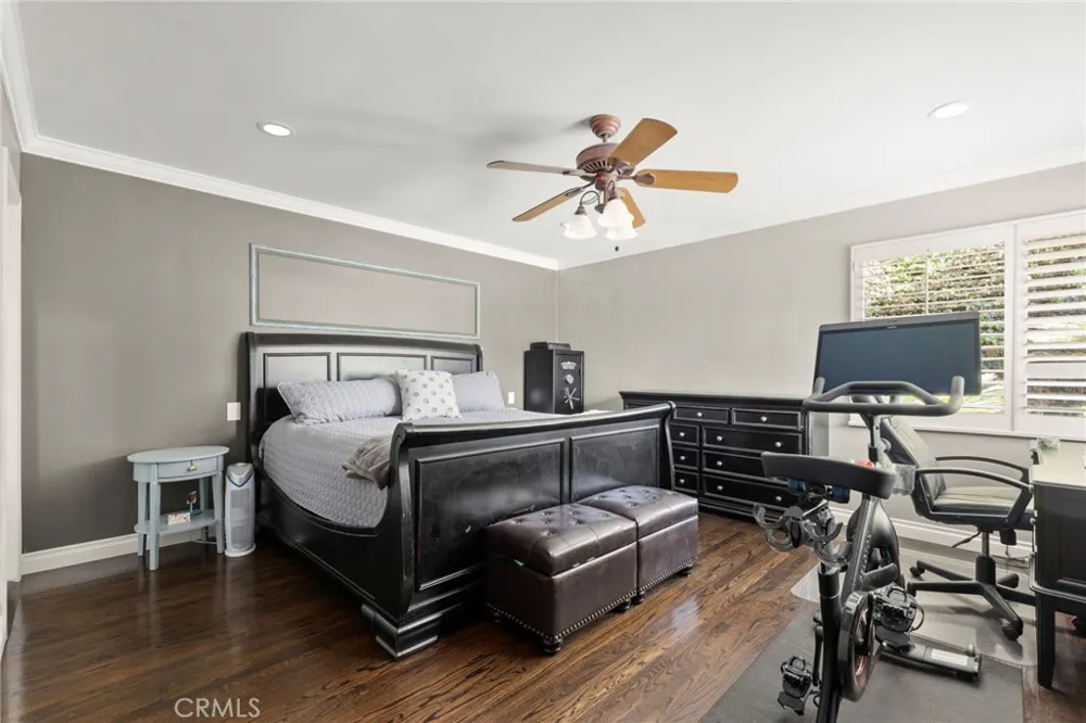 8470 Via Sierra Ramal Avenue Whittier, CA 90605