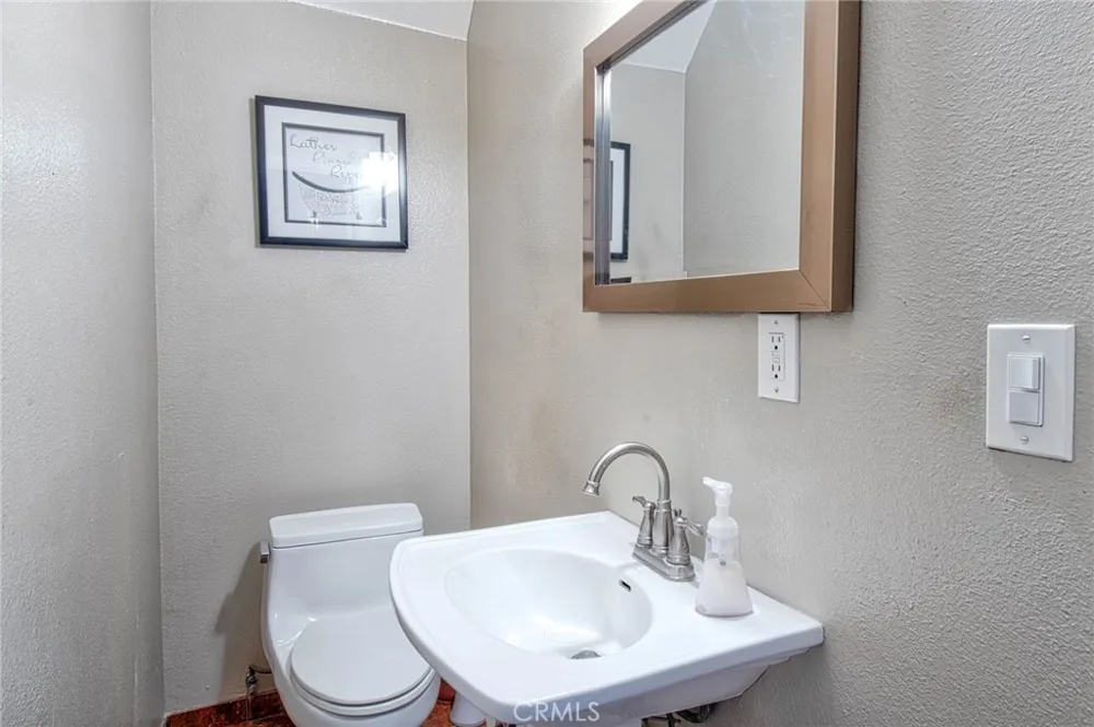 14802 Leibacher Avenue Norwalk, CA 90650