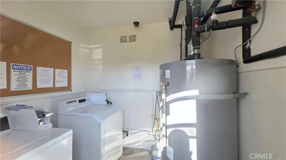 2334 E Santa Fe Avenue #4 Fullerton, CA 92831