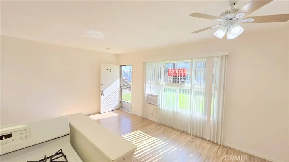 2334 E Santa Fe Avenue #4 Fullerton, CA 92831