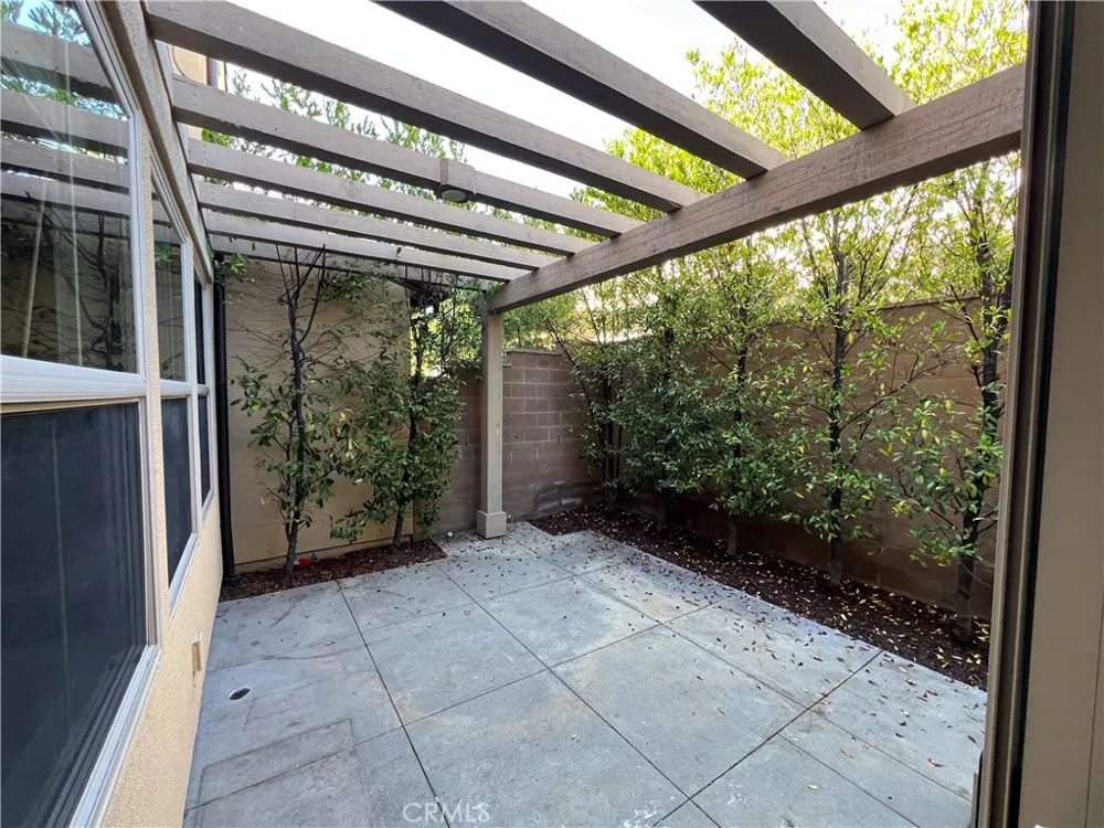 102 Baritone Irvine, CA 92620