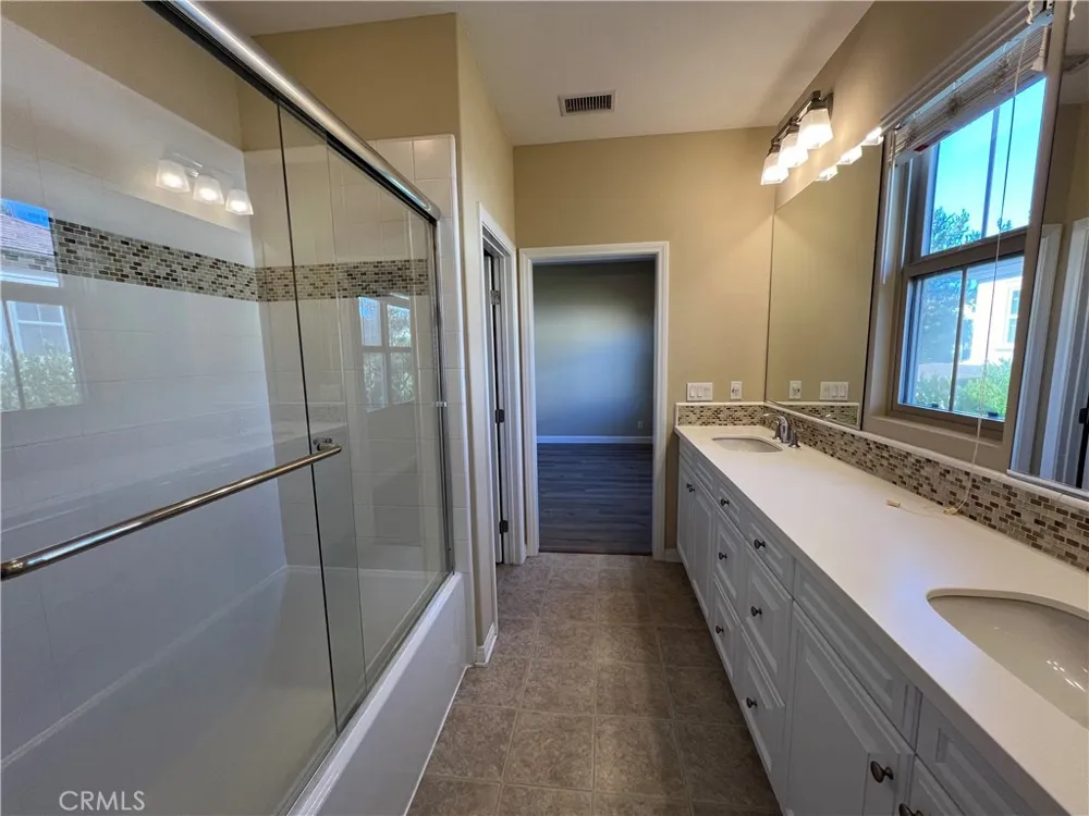 102 Baritone Irvine, CA 92620