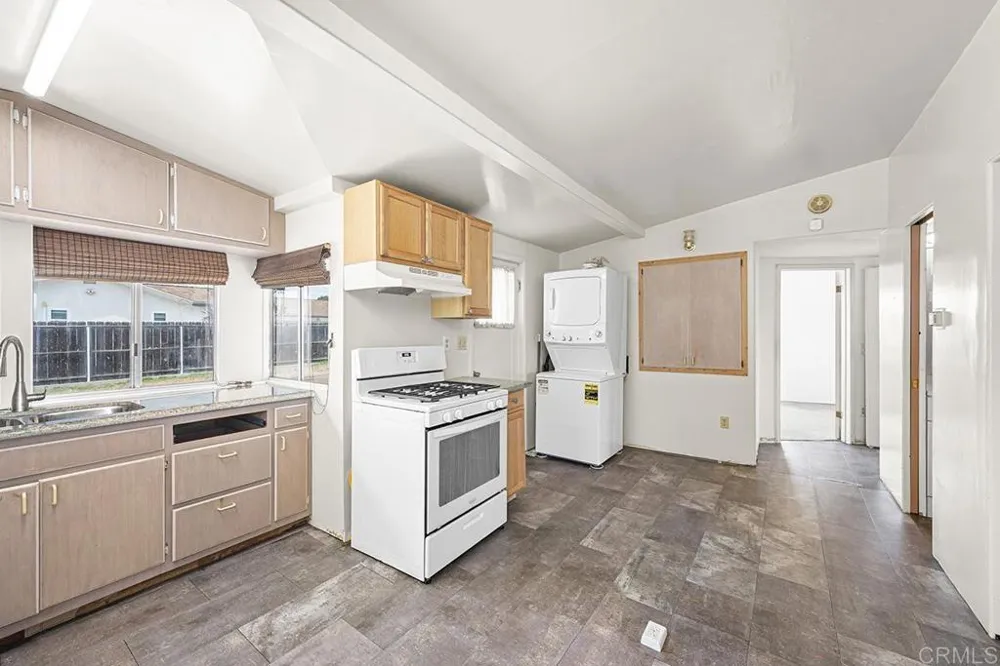 741 ELM AVE Chula Vista, CA 91910