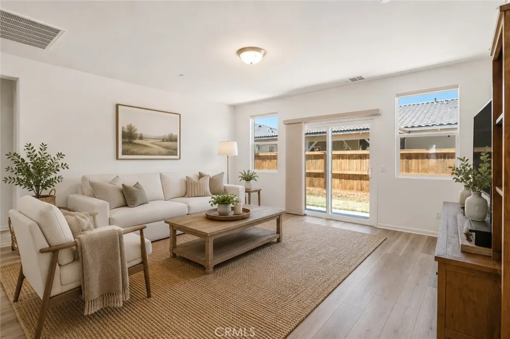 2029 Boxwood Rosamond, CA 93560