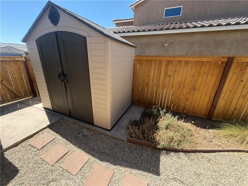 2029 Boxwood Rosamond, CA 93560