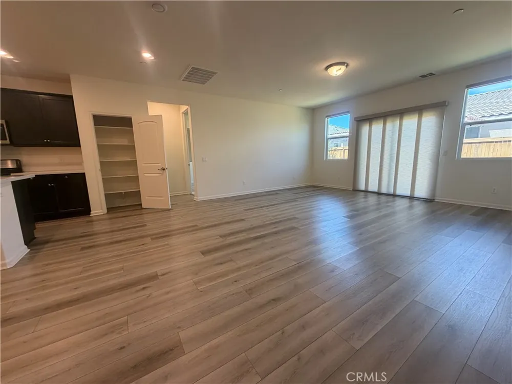 2029 Boxwood Rosamond, CA 93560