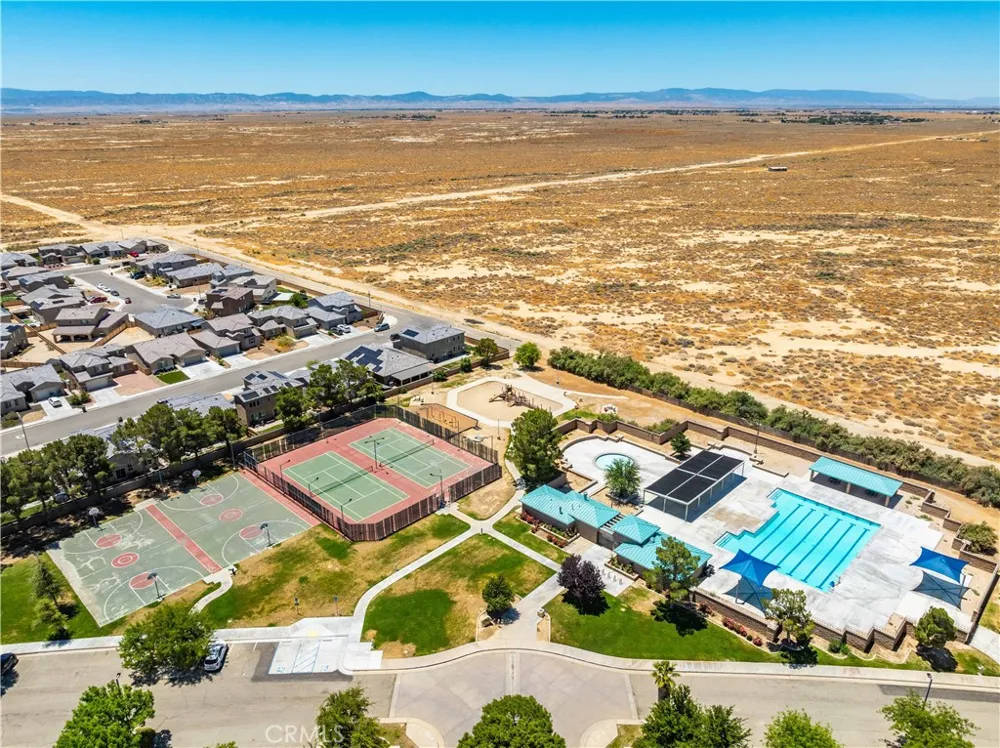 2029 Boxwood Rosamond, CA 93560