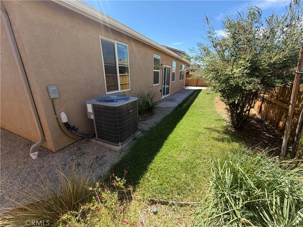 2029 Boxwood Rosamond, CA 93560