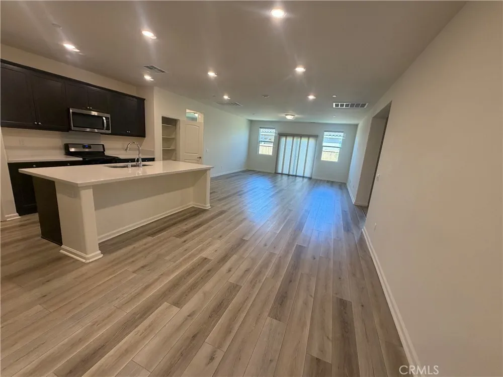 2029 Boxwood Rosamond, CA 93560