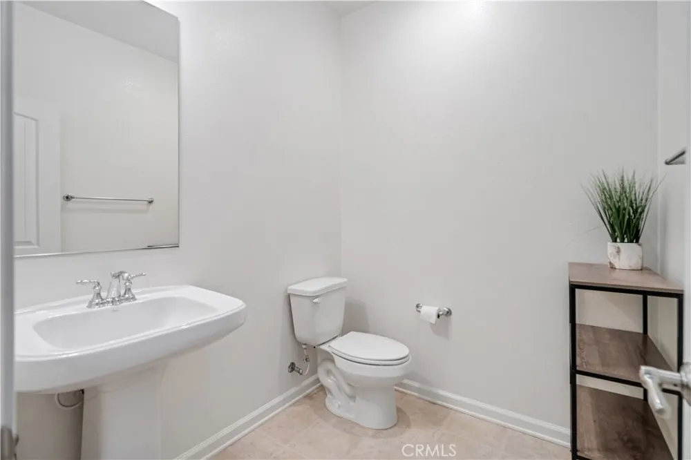 2029 Boxwood Rosamond, CA 93560