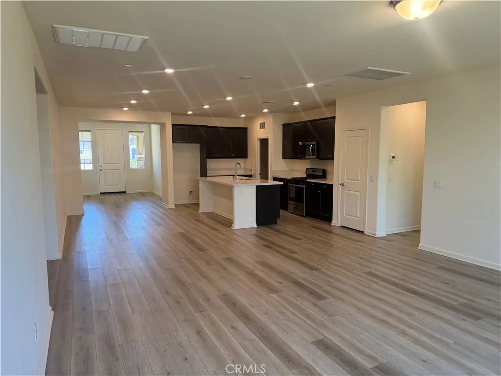 2029 Boxwood Rosamond, CA 93560