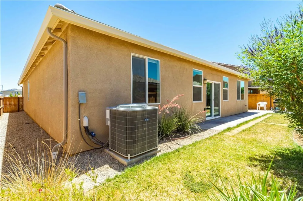 2029 Boxwood Rosamond, CA 93560