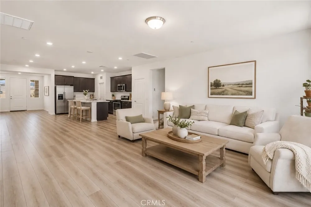 2029 Boxwood Rosamond, CA 93560