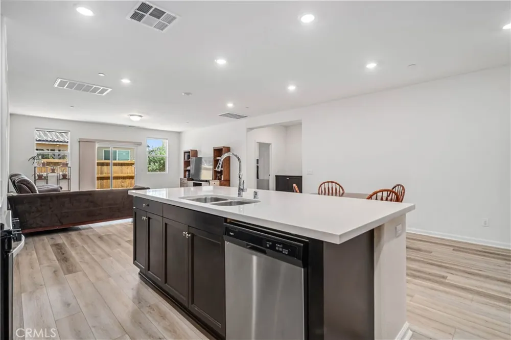 2029 Boxwood Rosamond, CA 93560
