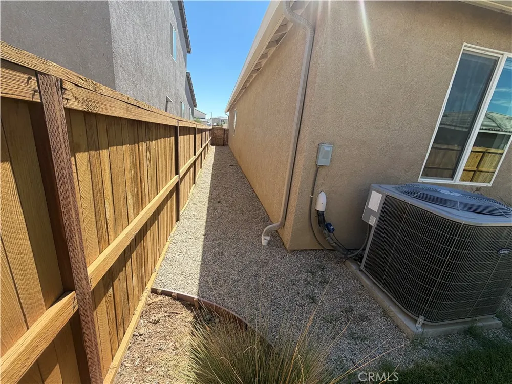 2029 Boxwood Rosamond, CA 93560