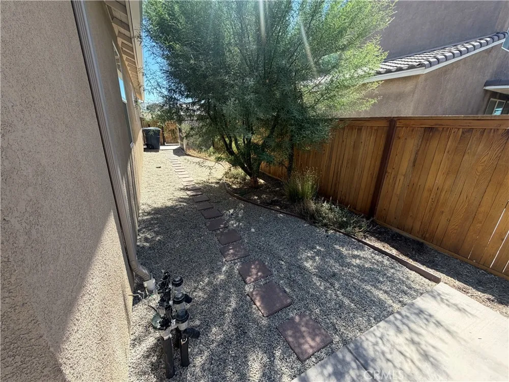 2029 Boxwood Rosamond, CA 93560