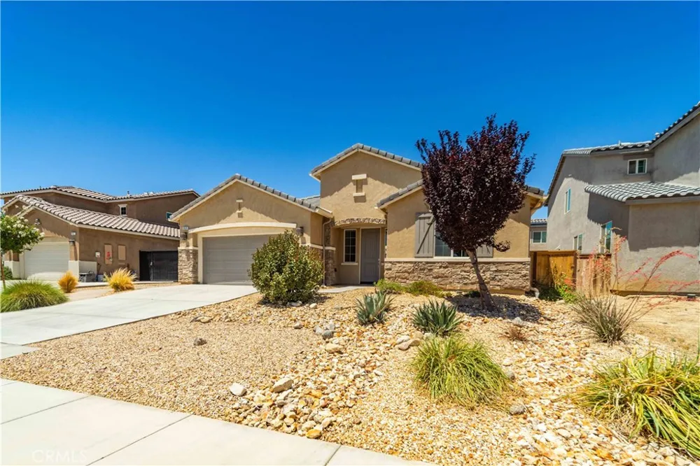 2029 Boxwood Rosamond, CA 93560