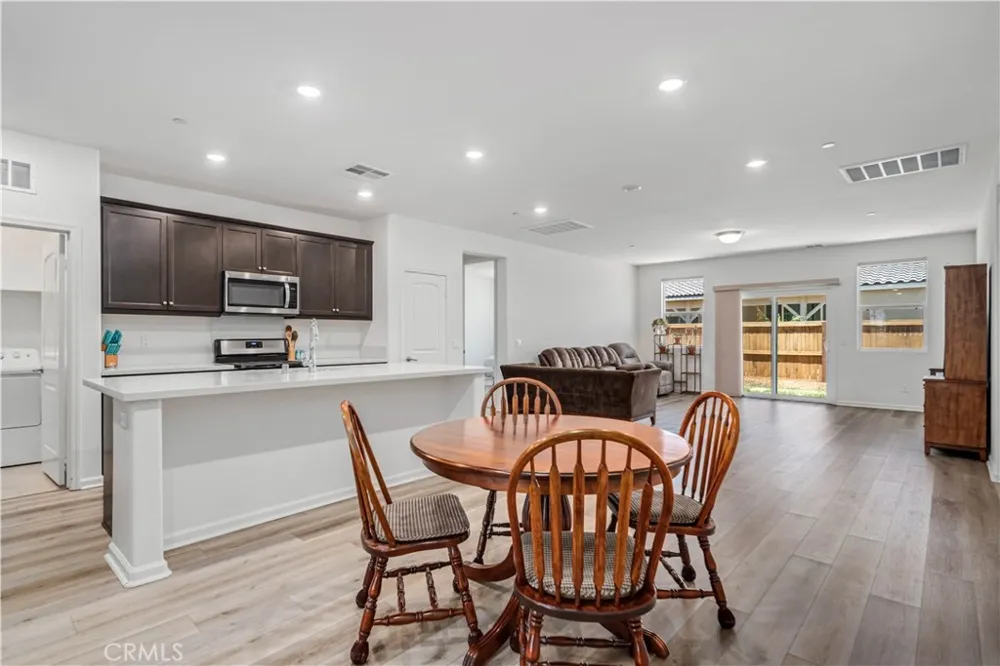 2029 Boxwood Rosamond, CA 93560