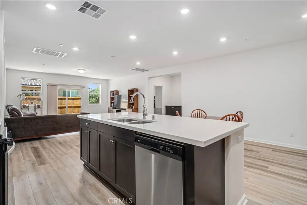 2029 Boxwood Rosamond, CA 93560