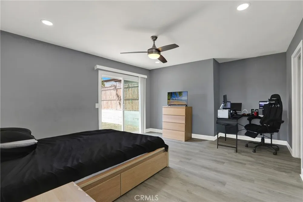 334 W California Avenue Vista, CA 92083