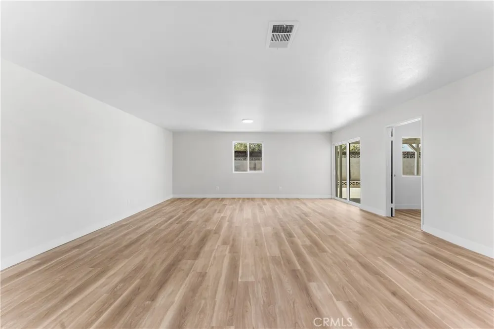 2217 W Avenue K13 Lancaster, CA 93536