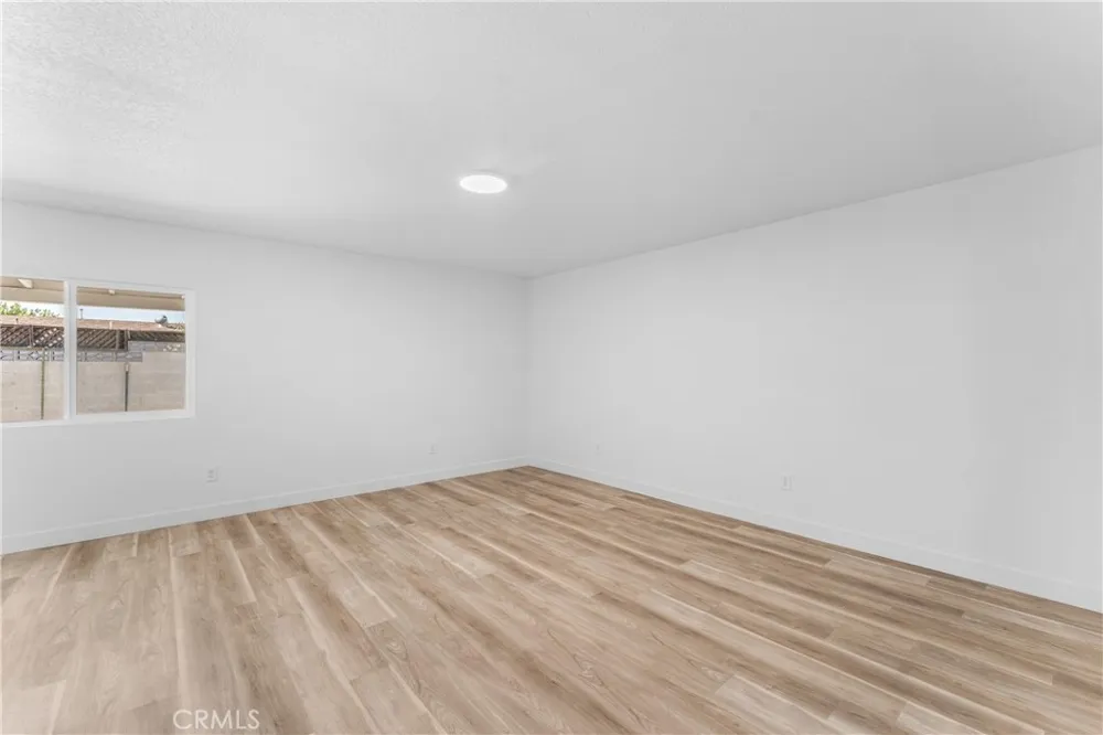 2217 W Avenue K13 Lancaster, CA 93536