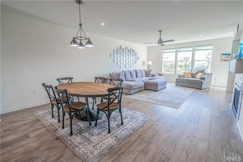 4060 Tradewinds Drive Oxnard, CA 93035
