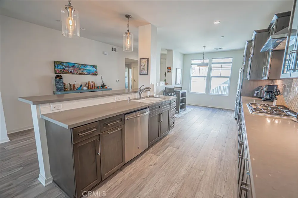 4060 Tradewinds Drive Oxnard, CA 93035