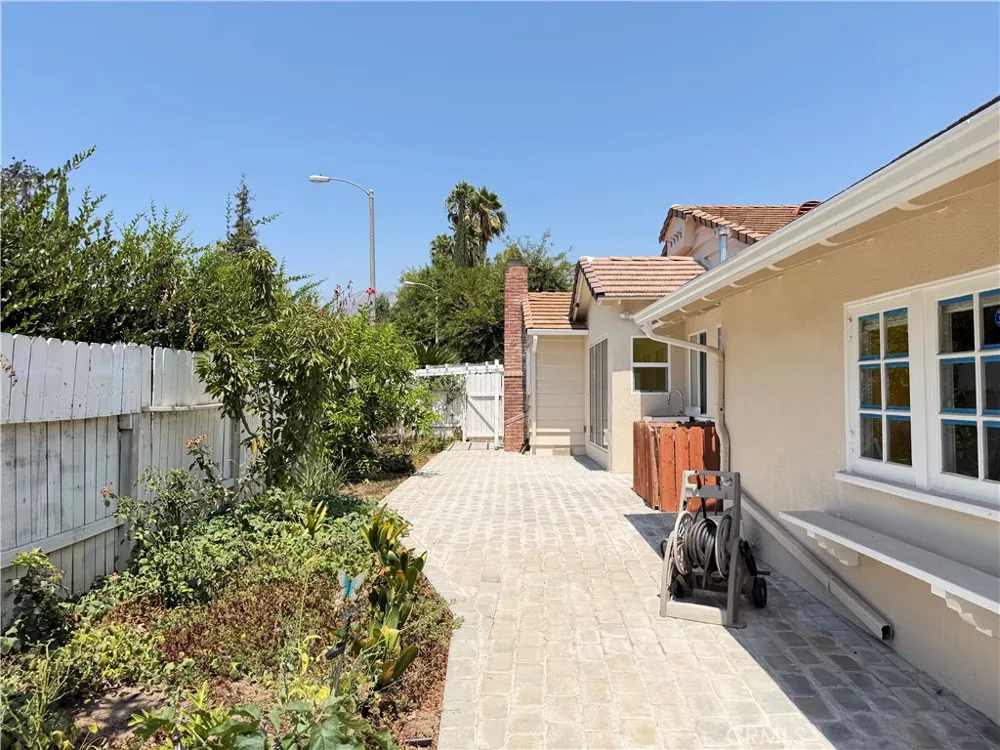 1162 Panorama Drive Arcadia, CA 91007