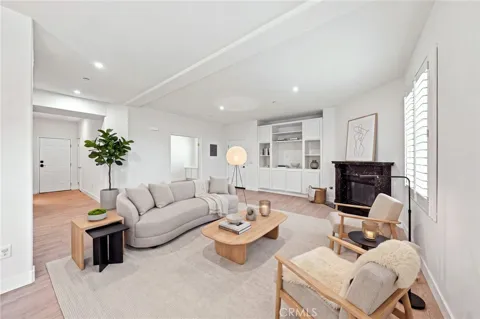 1138 Euclid Street #5