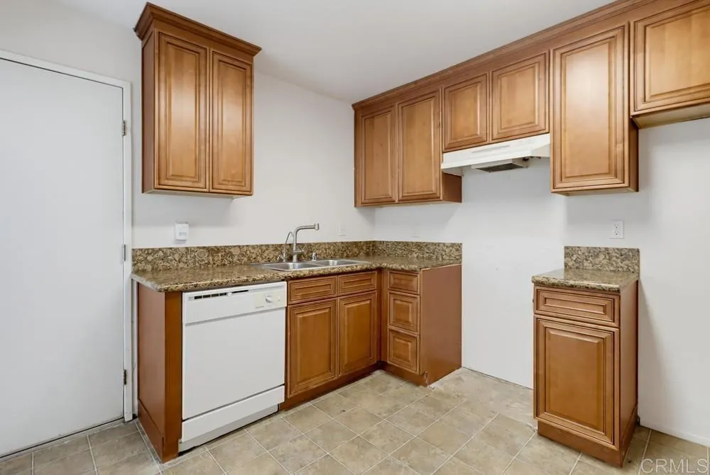 9604 Kumquat Drive Lakeside, CA 92040