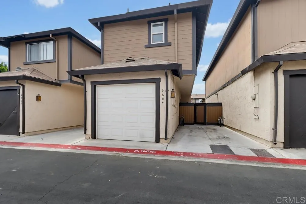 9604 Kumquat Drive Lakeside, CA 92040