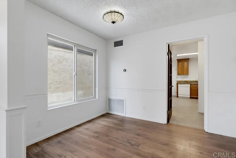 9604 Kumquat Drive Lakeside, CA 92040