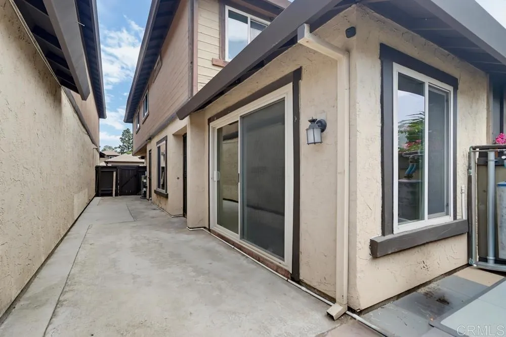 9604 Kumquat Drive Lakeside, CA 92040