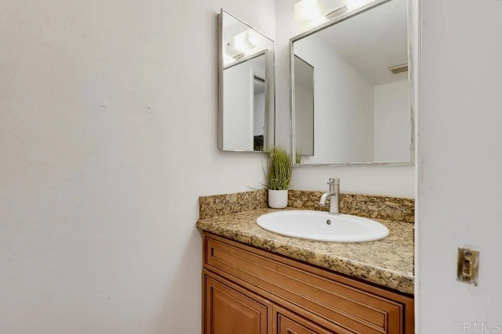 9604 Kumquat Drive Lakeside, CA 92040