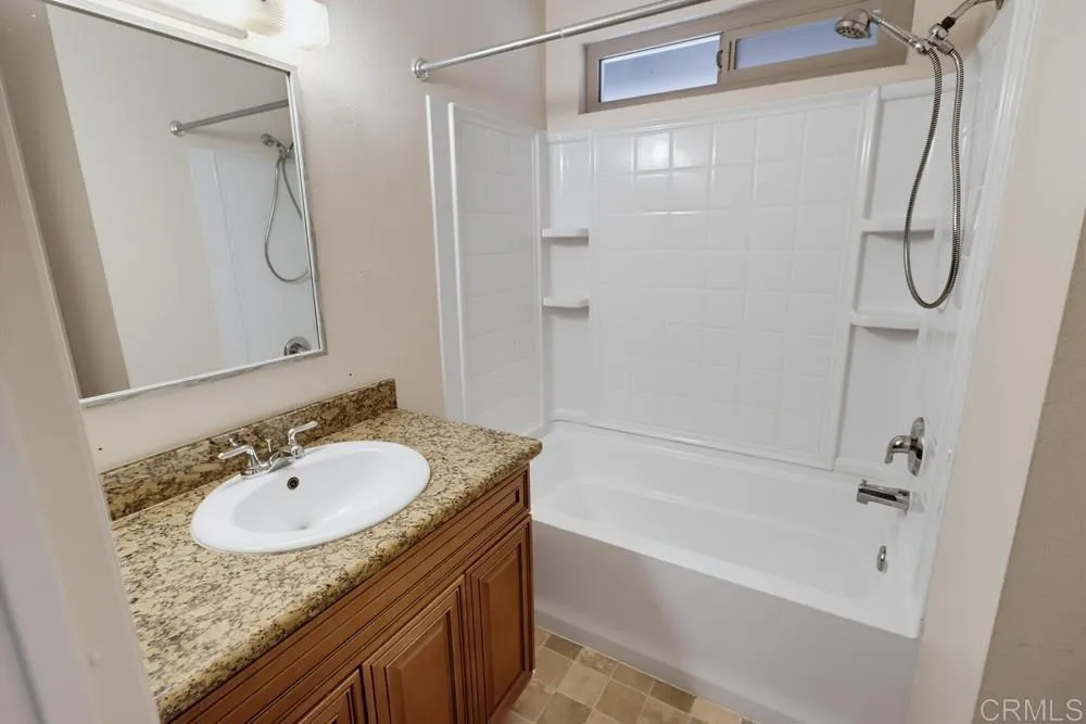 9604 Kumquat Drive Lakeside, CA 92040