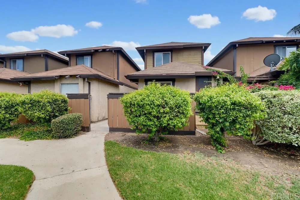 9604 Kumquat Drive Lakeside, CA 92040