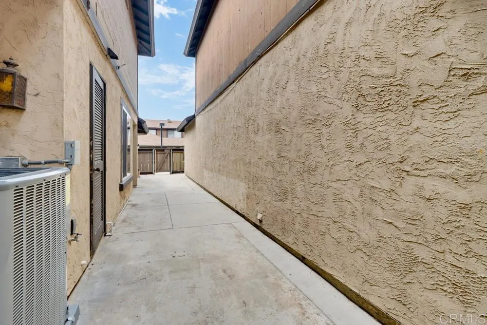 9604 Kumquat Drive Lakeside, CA 92040