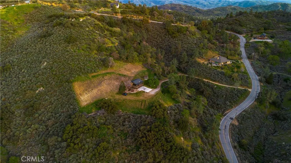 29801 Skyline Street Tehachapi, CA 93561