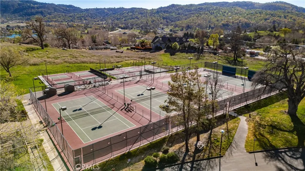 29801 Skyline Street Tehachapi, CA 93561