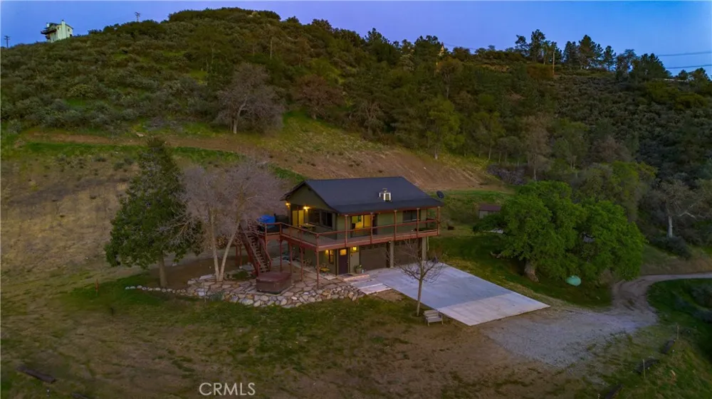 29801 Skyline Street Tehachapi, CA 93561