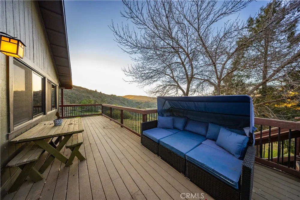29801 Skyline Street Tehachapi, CA 93561